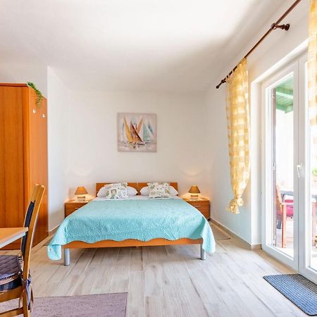 Mare-More Studio W Balcony And Beach Front And View زادار المظهر الخارجي الصورة