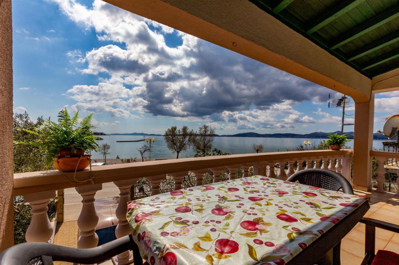 Mare-More Studio W Balcony And Beach Front And View زادار المظهر الخارجي الصورة